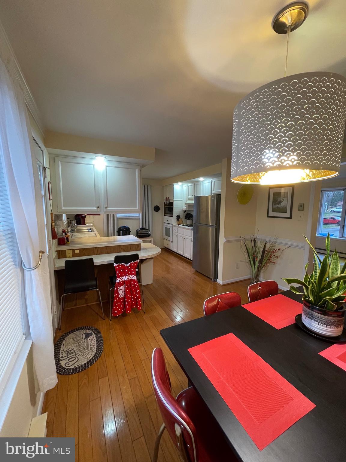 CHAPLINE'S CHOICE - Residential