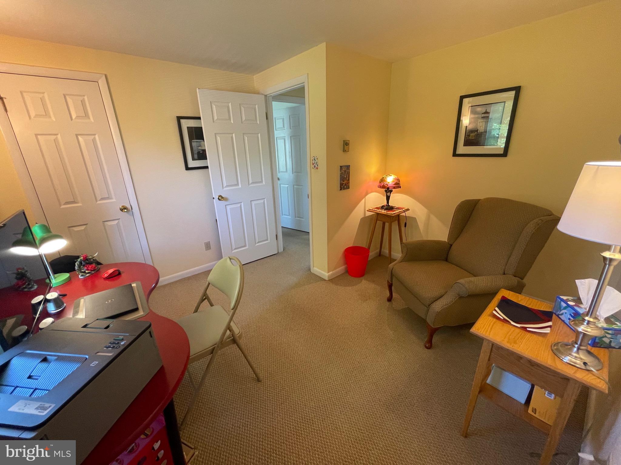 CHAPLINE'S CHOICE - Residential