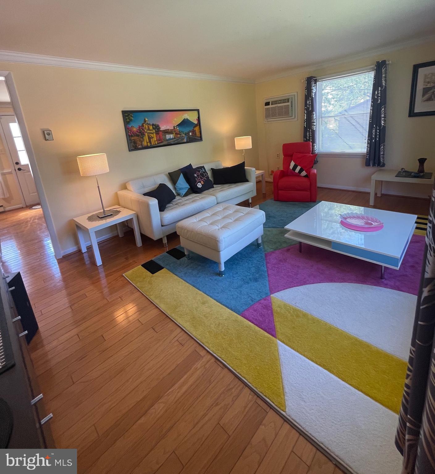 CHAPLINE'S CHOICE - Residential