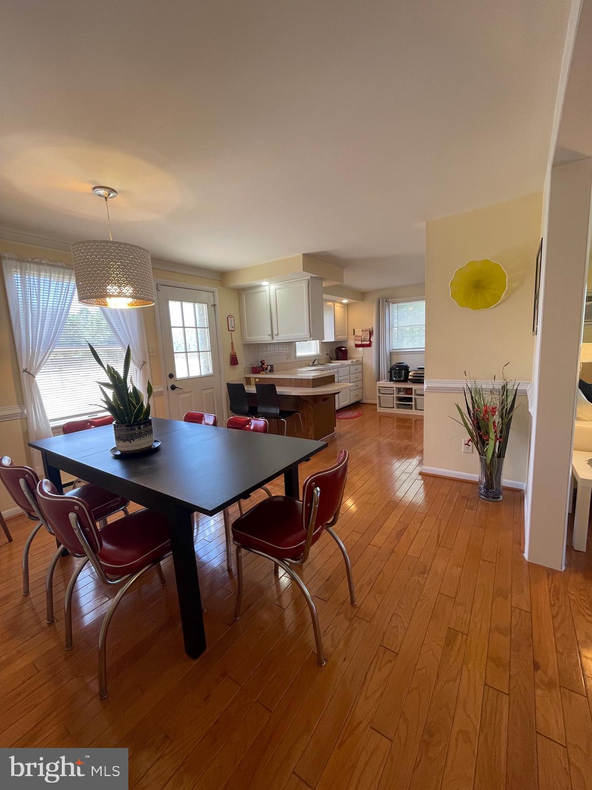 CHAPLINE'S CHOICE - Residential