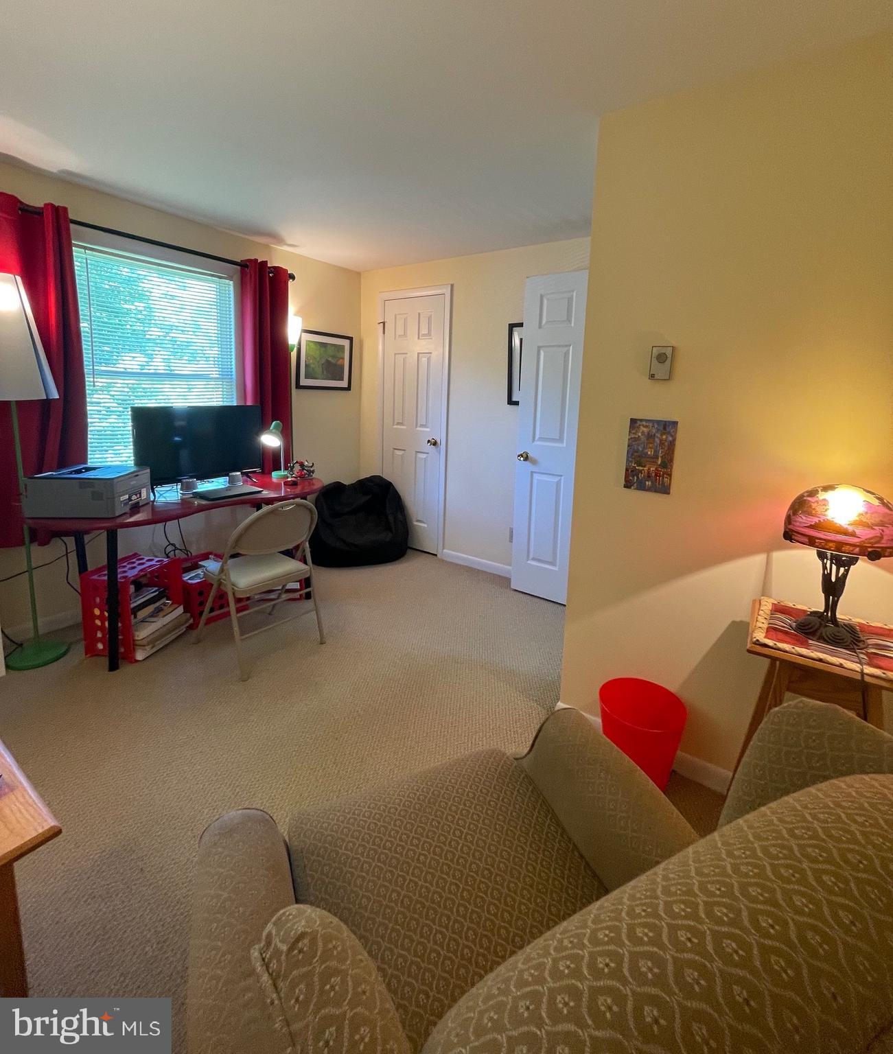 CHAPLINE'S CHOICE - Residential