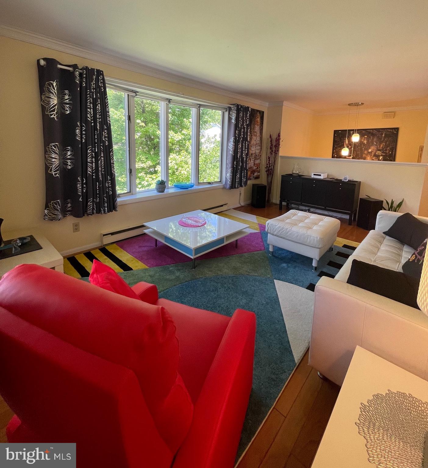 CHAPLINE'S CHOICE - Residential