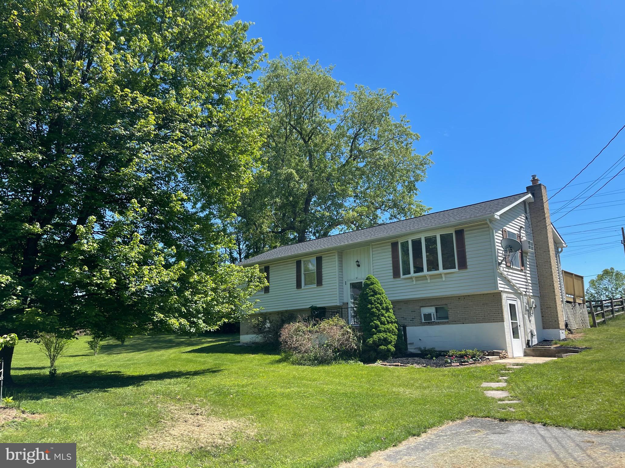 CHAPLINE'S CHOICE - Residential