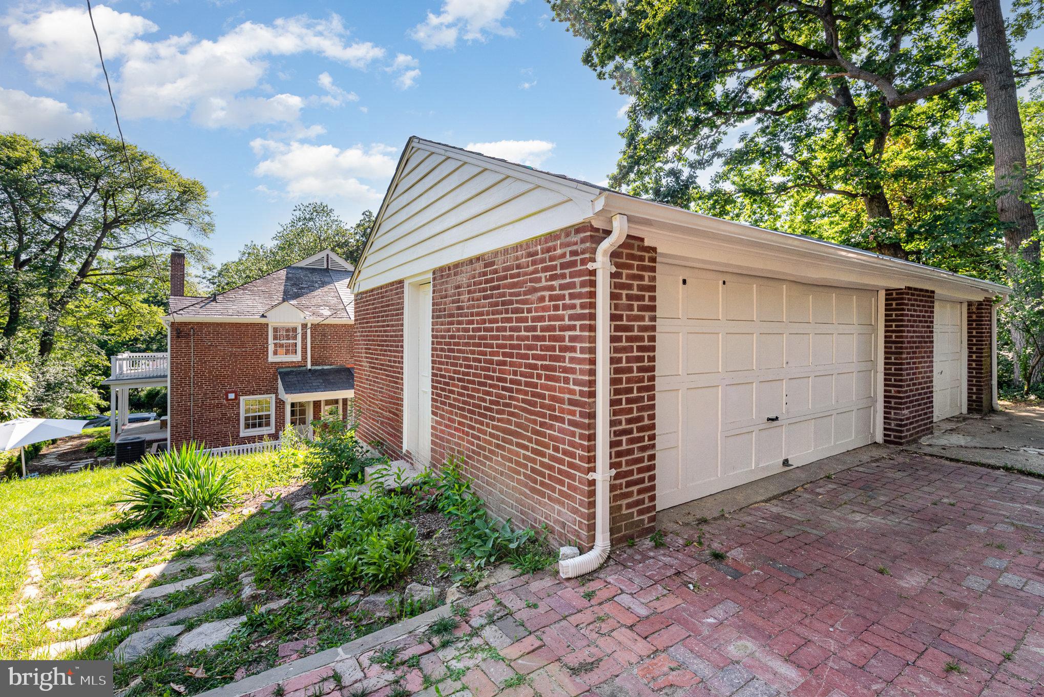 ORIGINAL NORTHWOOD - Residential