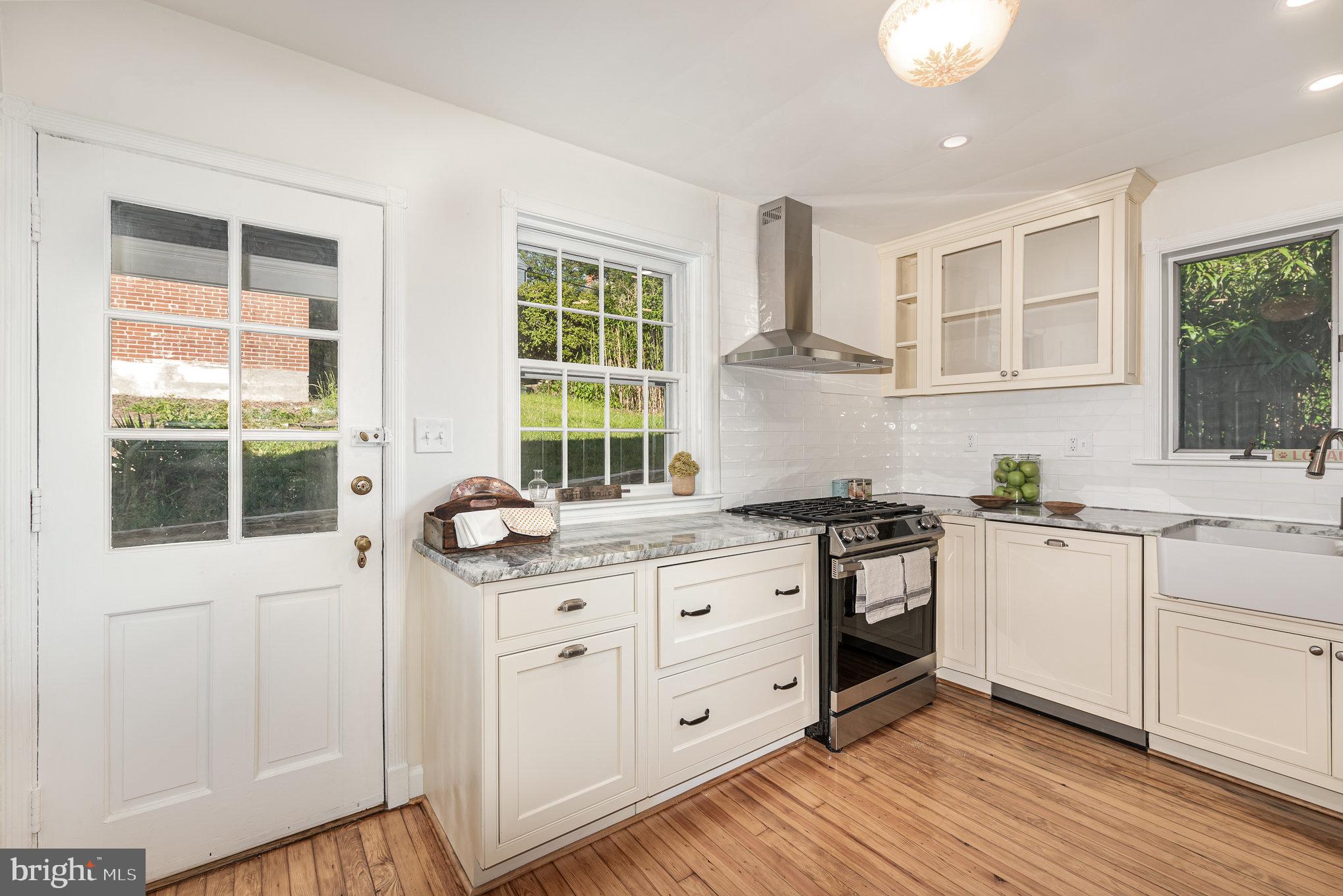 ORIGINAL NORTHWOOD - Residential