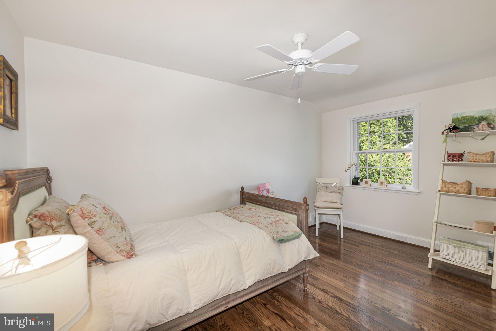 ORIGINAL NORTHWOOD - Residential