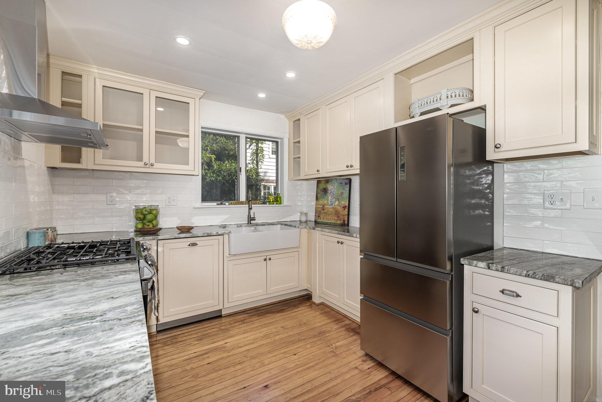 ORIGINAL NORTHWOOD - Residential