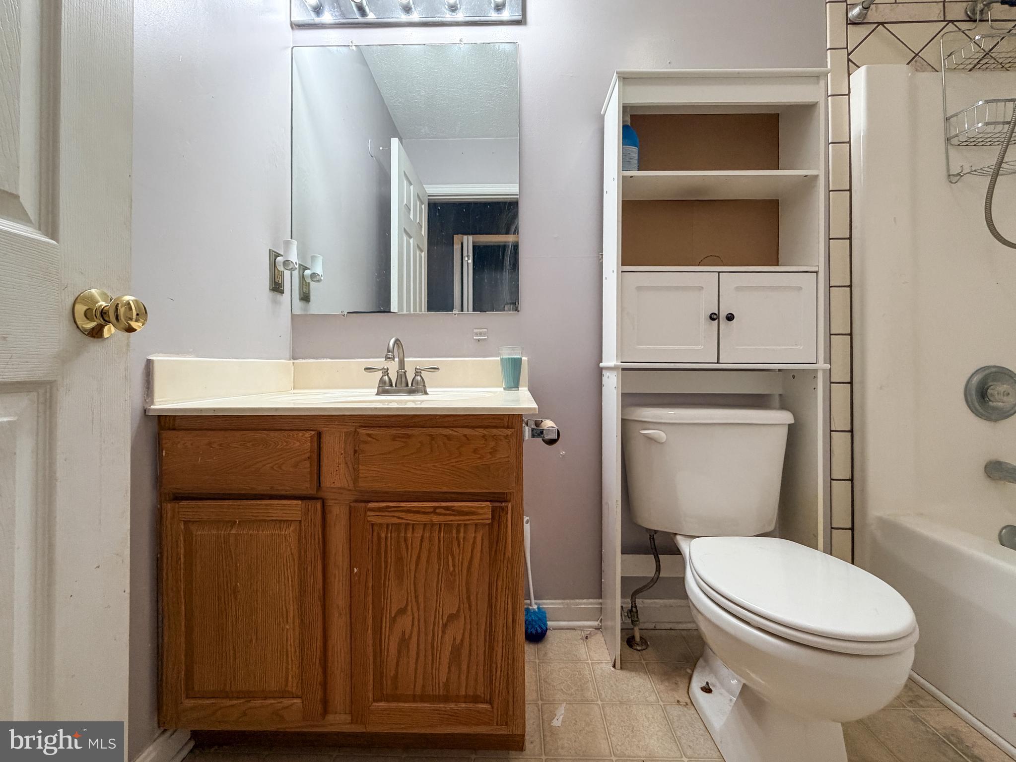 ELIZABETH STATION - Residential