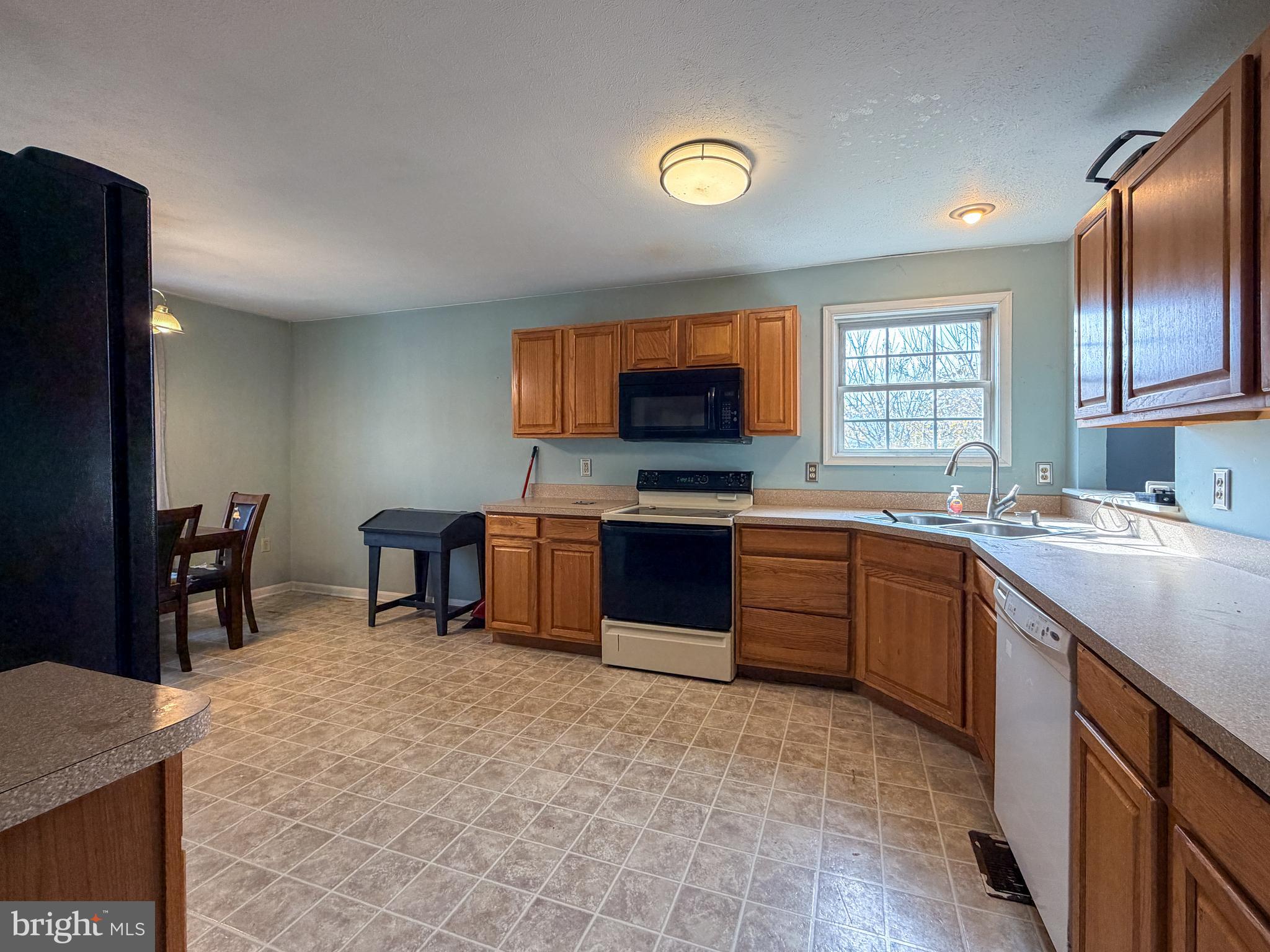 ELIZABETH STATION - Residential