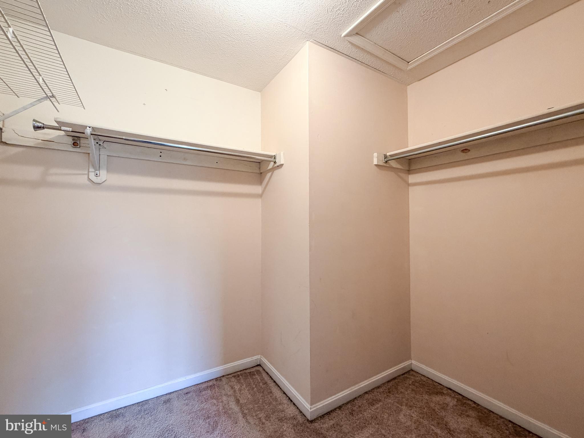 ELIZABETH STATION - Residential