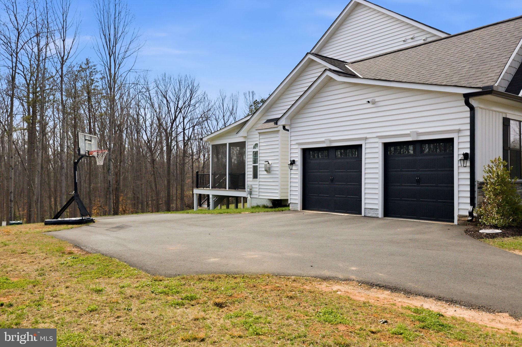 SULLIVAN ESTATES - Residential