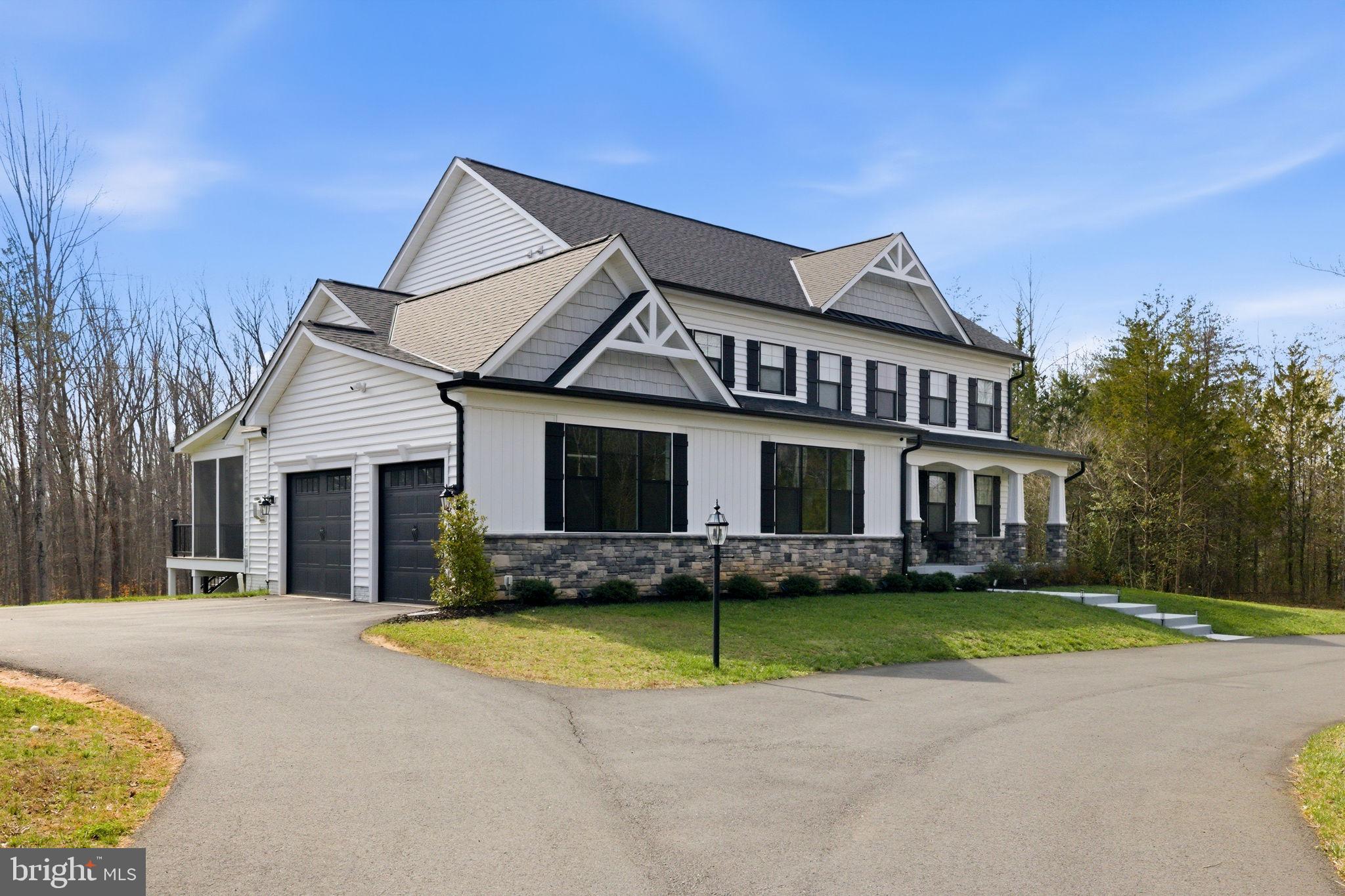 SULLIVAN ESTATES - Residential