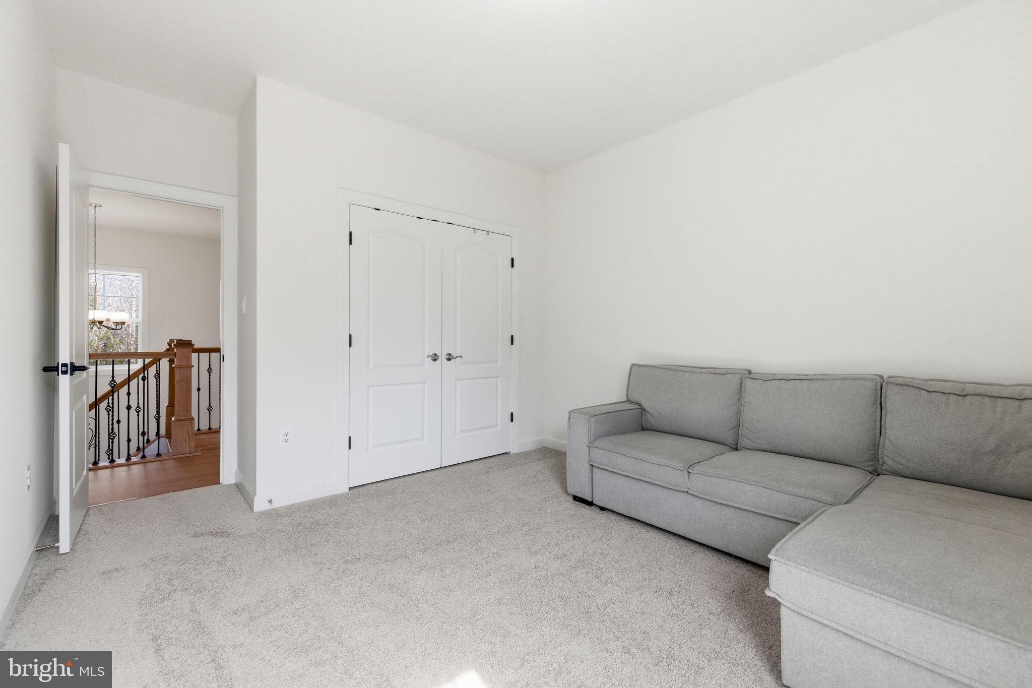 SULLIVAN ESTATES - Residential