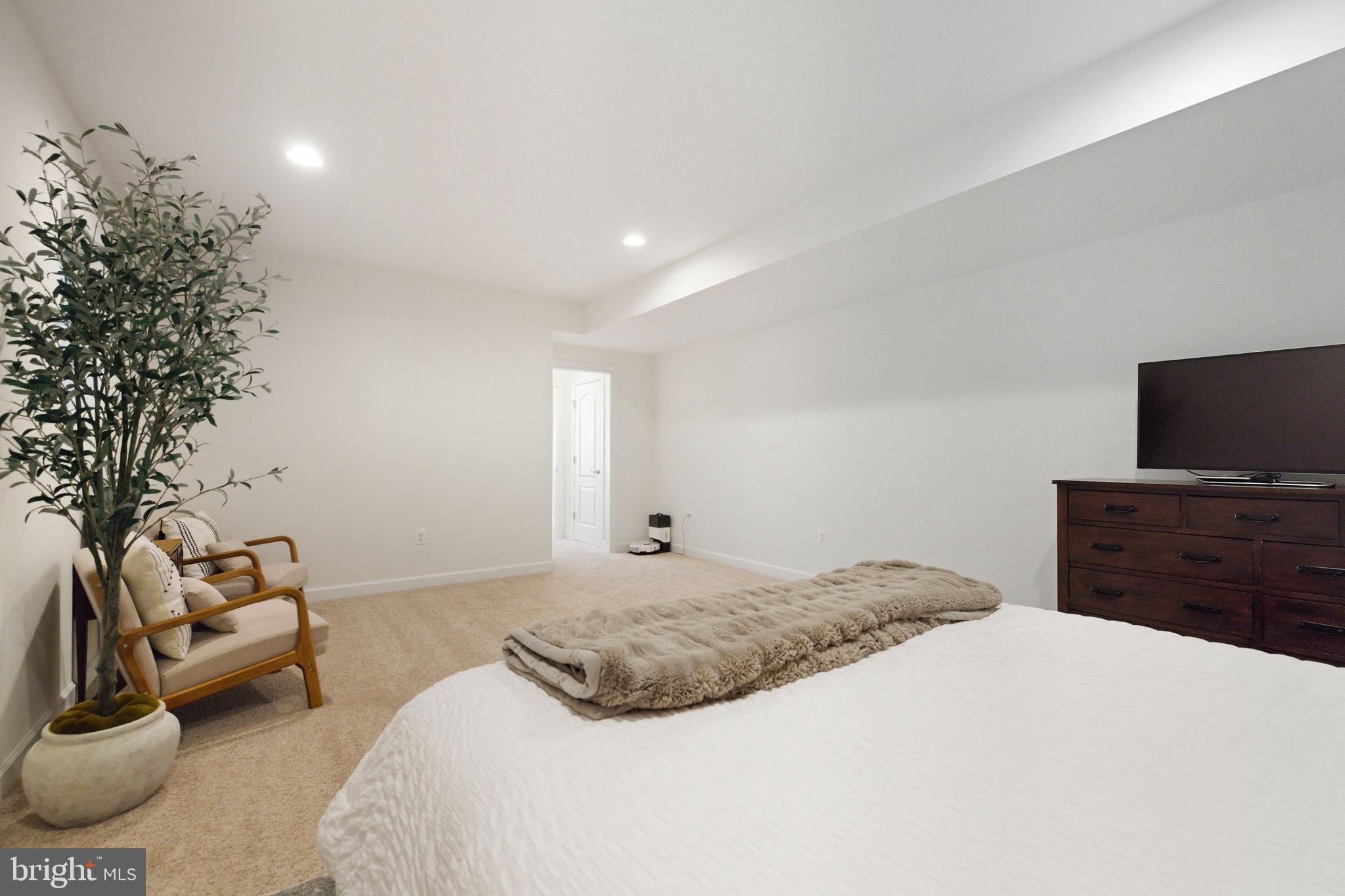 SULLIVAN ESTATES - Residential