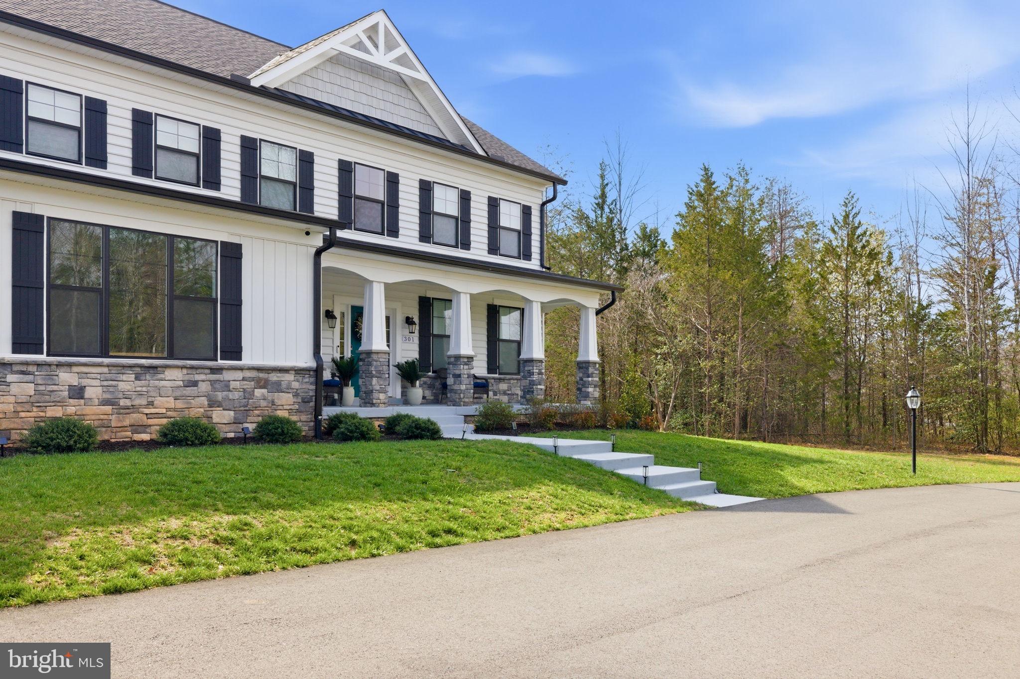 SULLIVAN ESTATES - Residential