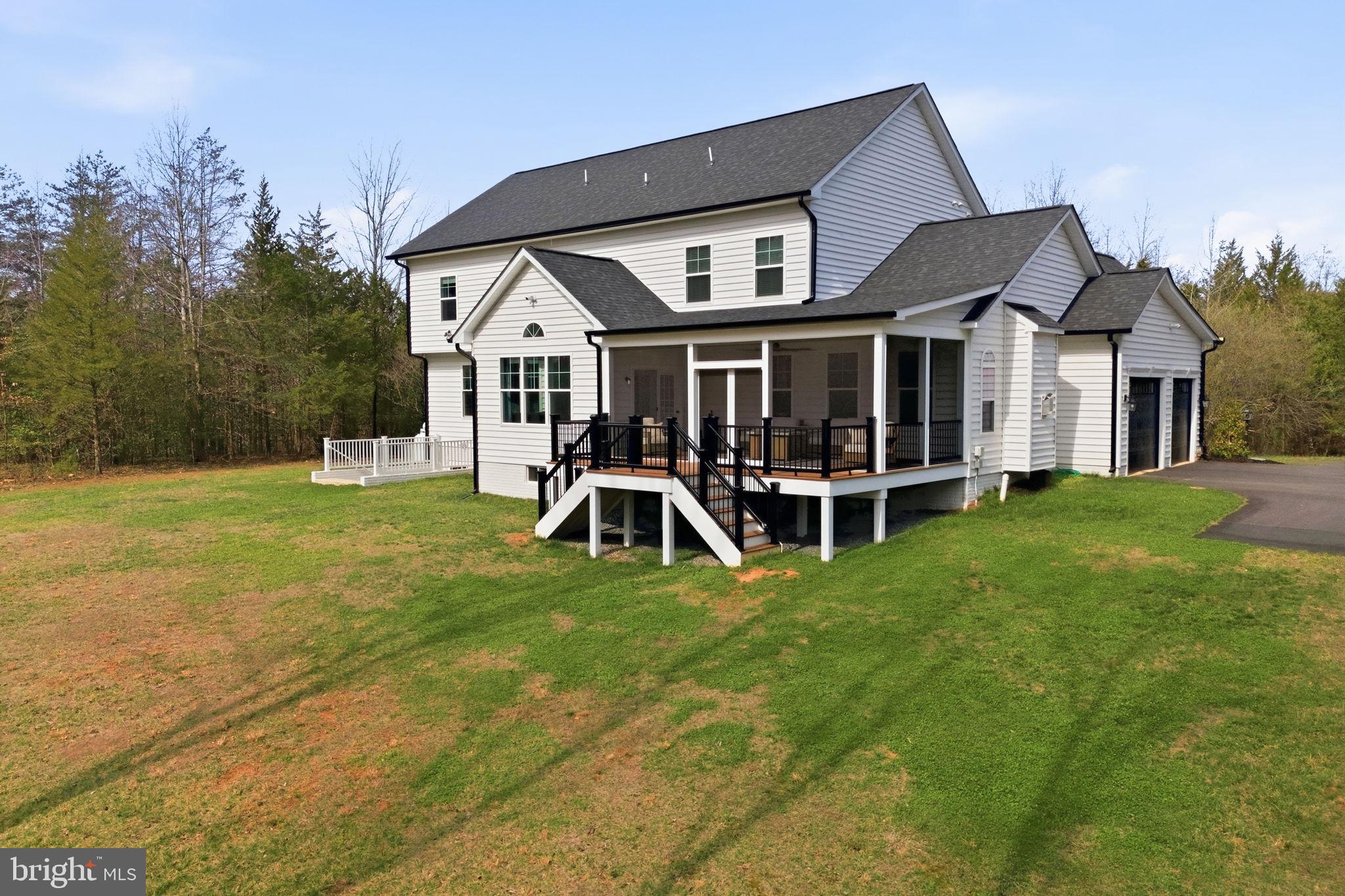 SULLIVAN ESTATES - Residential