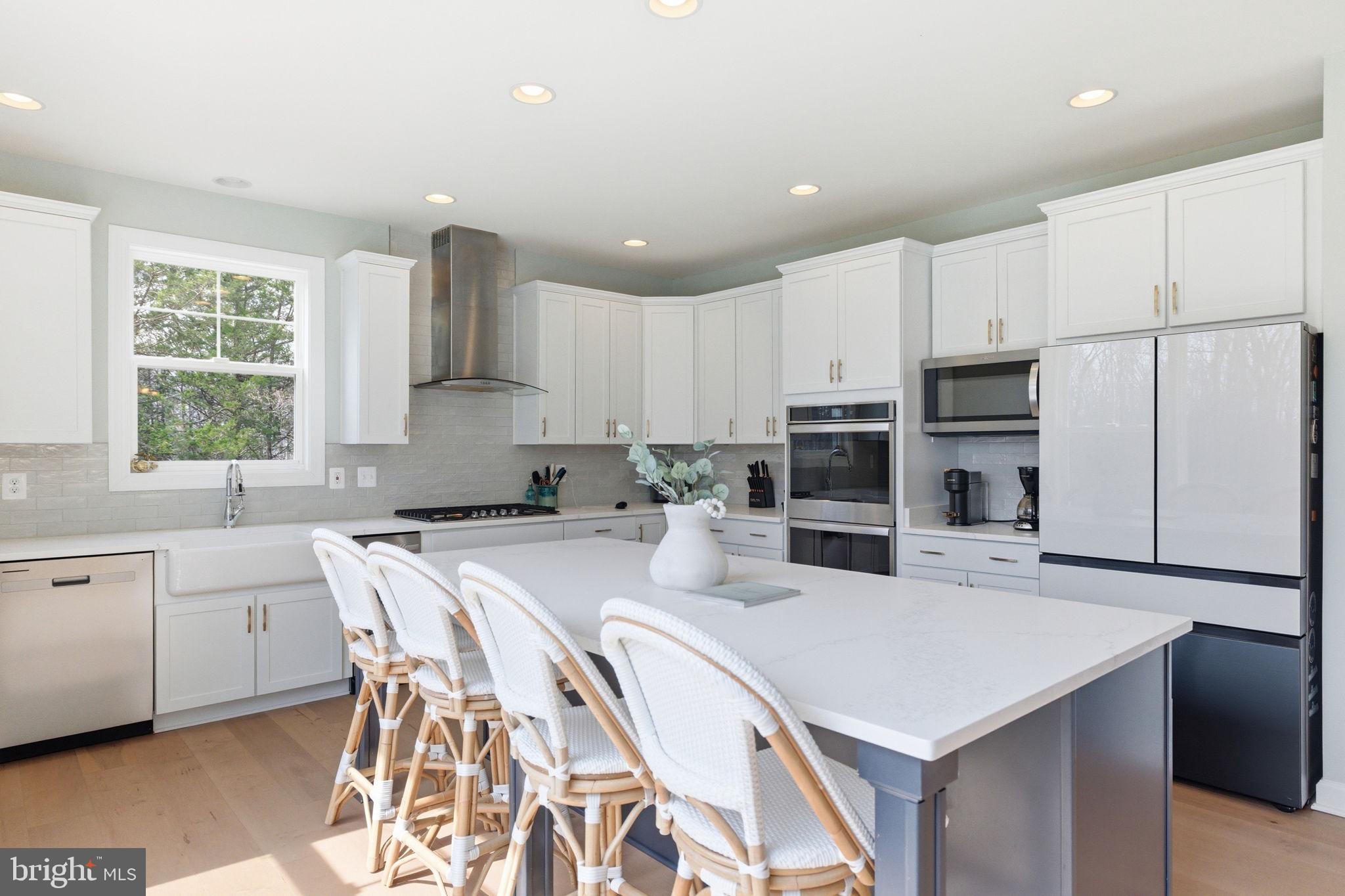 SULLIVAN ESTATES - Residential