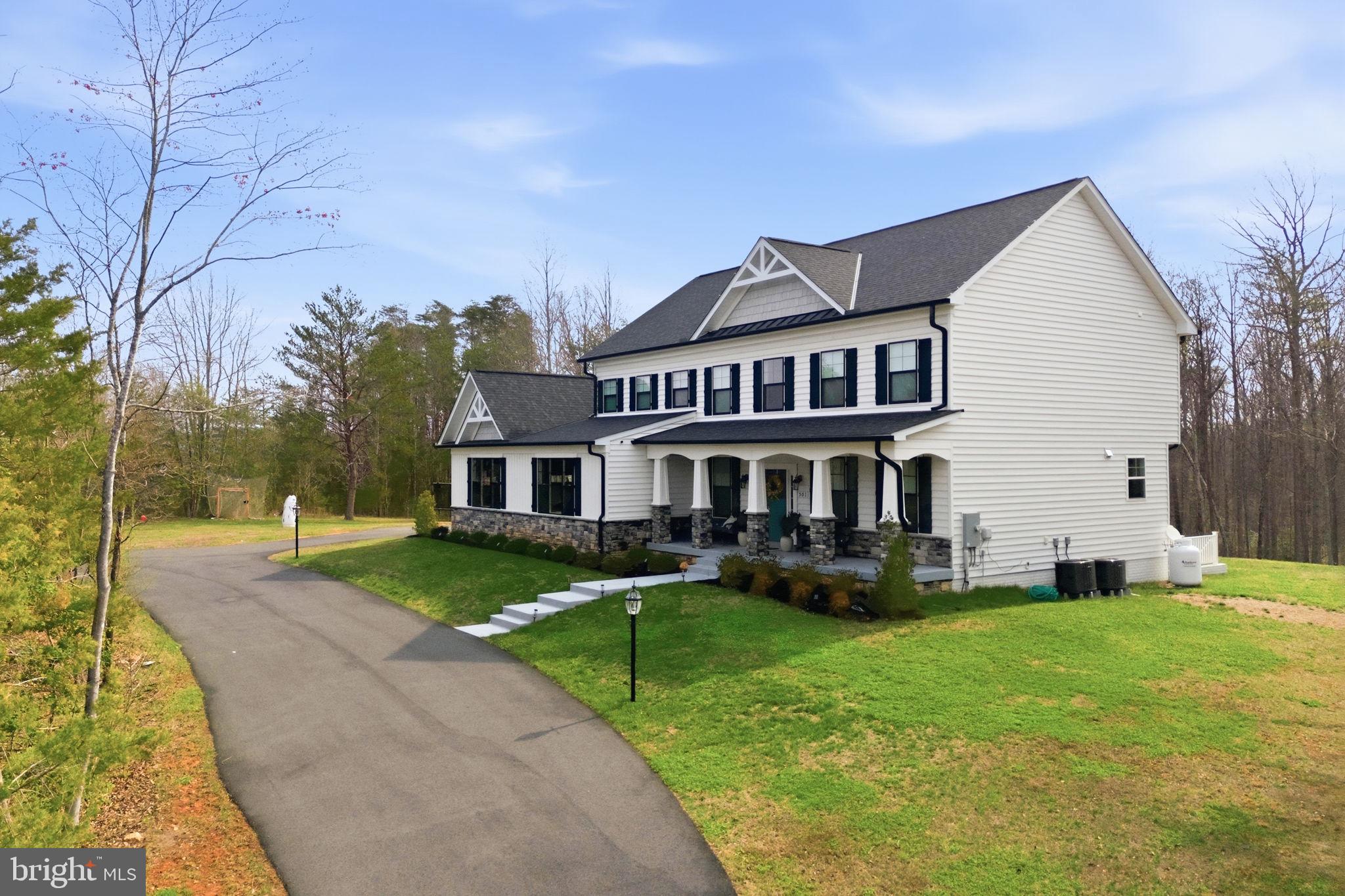 SULLIVAN ESTATES - Residential