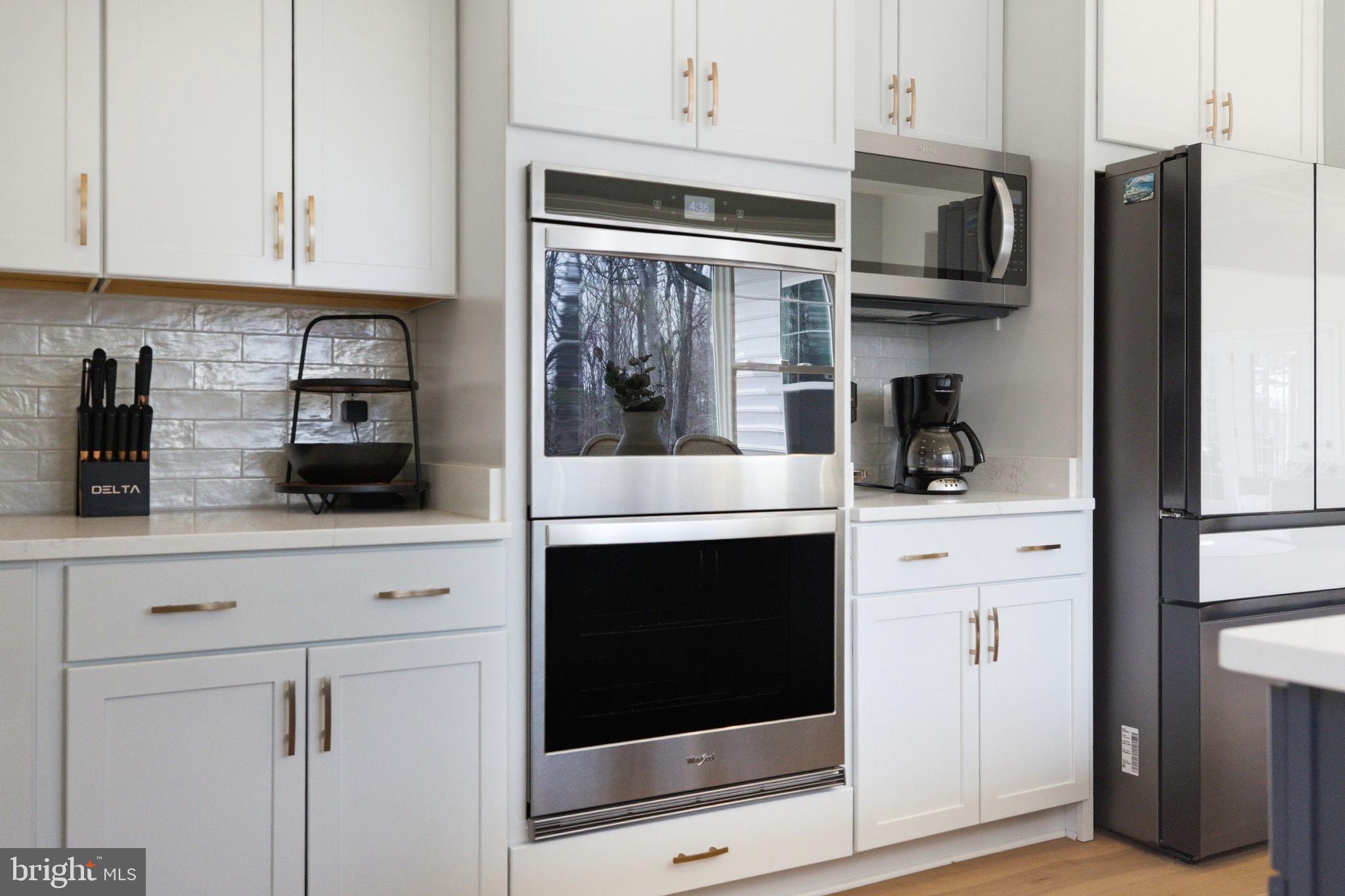 SULLIVAN ESTATES - Residential