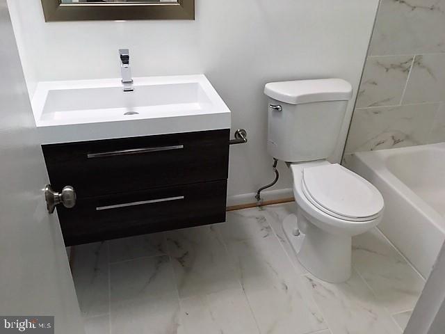 LAYHILL SOUTH - Residential Lease