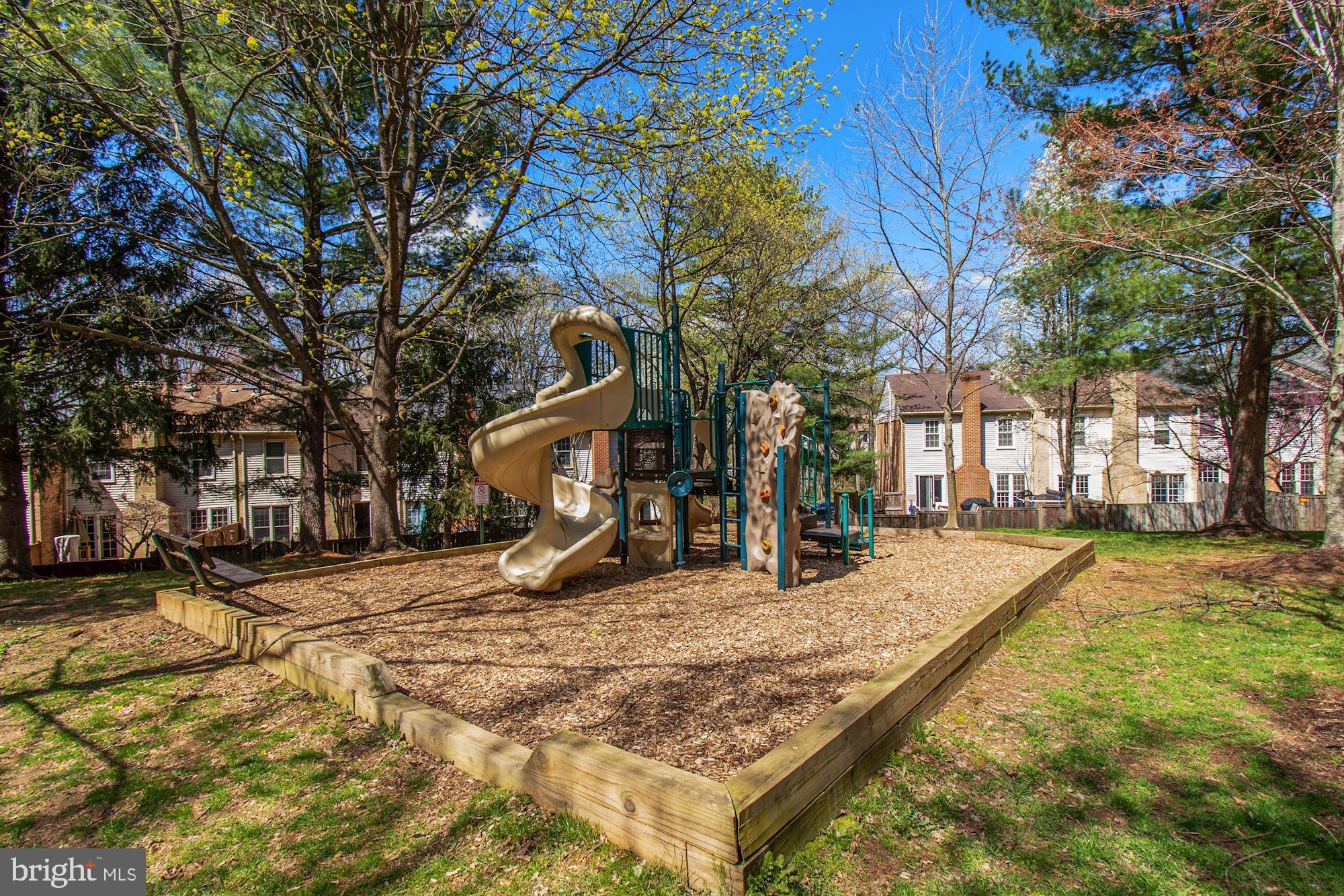 MONTROSE FOREST - Residential