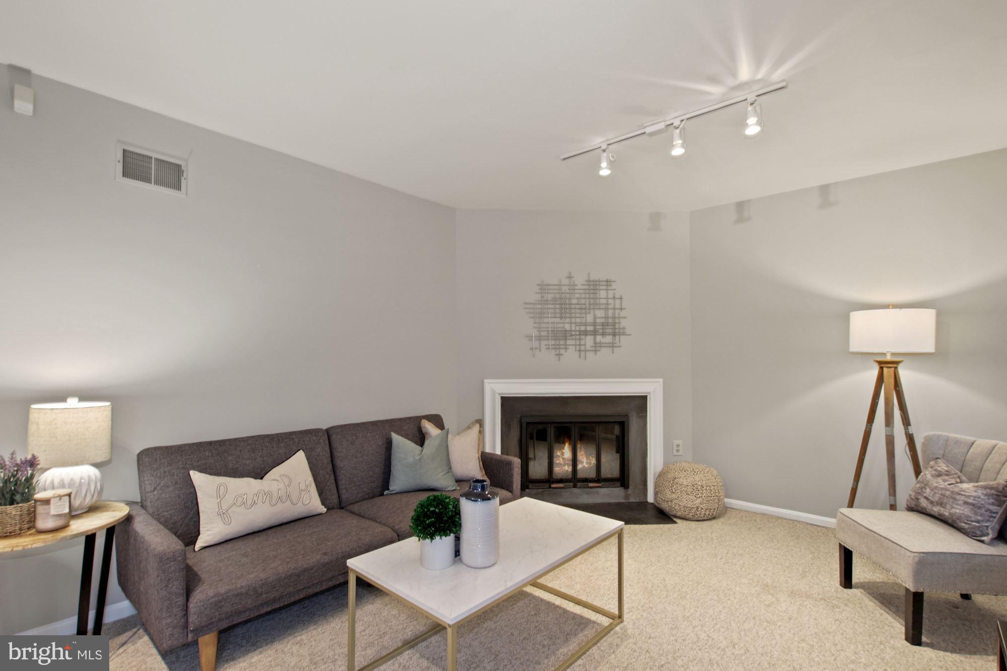 MONTROSE FOREST - Residential