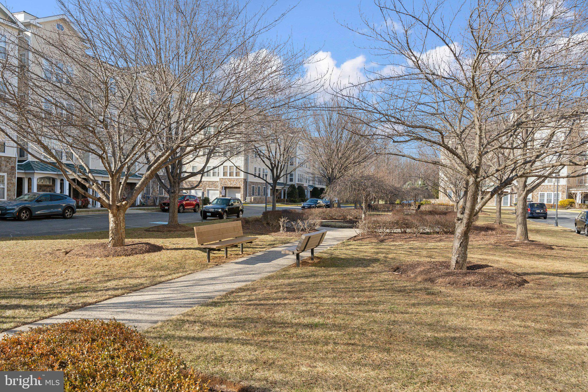 LAKELANDS RIDGE - Residential