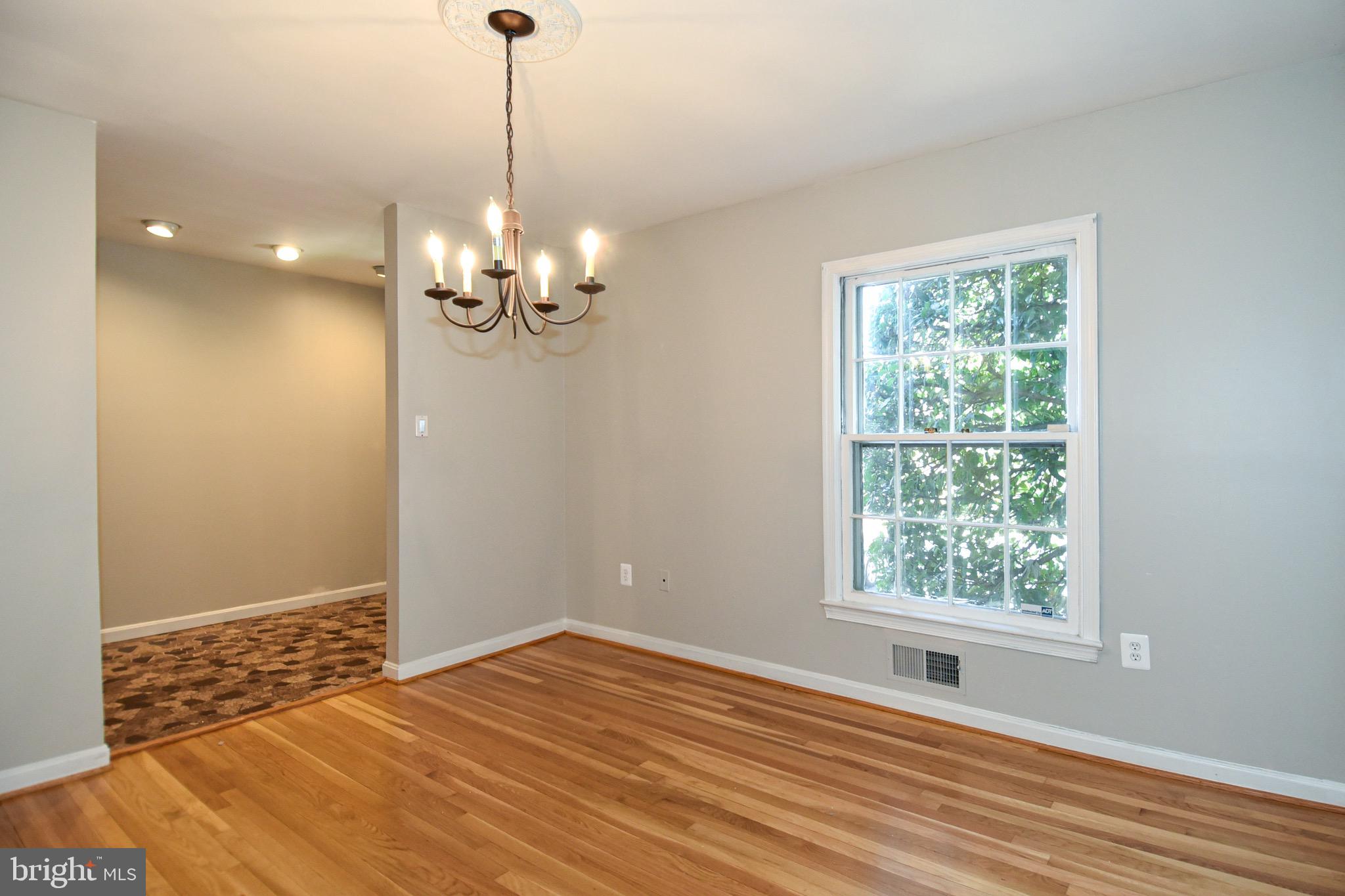 WHEATON TOWNE - Residential