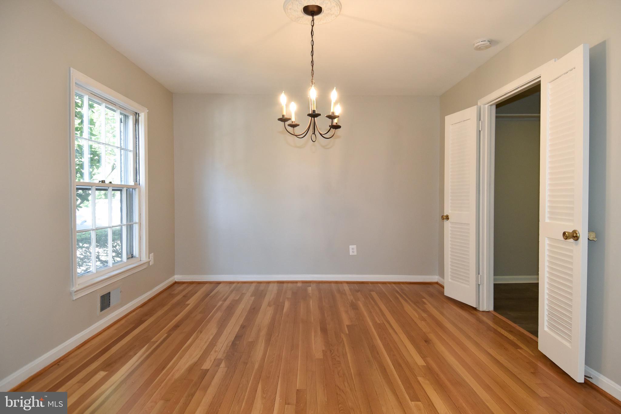 WHEATON TOWNE - Residential