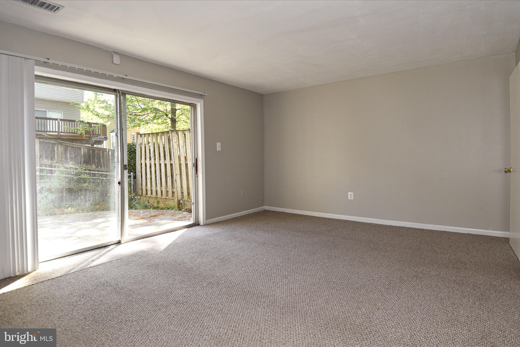 WHEATON TOWNE - Residential