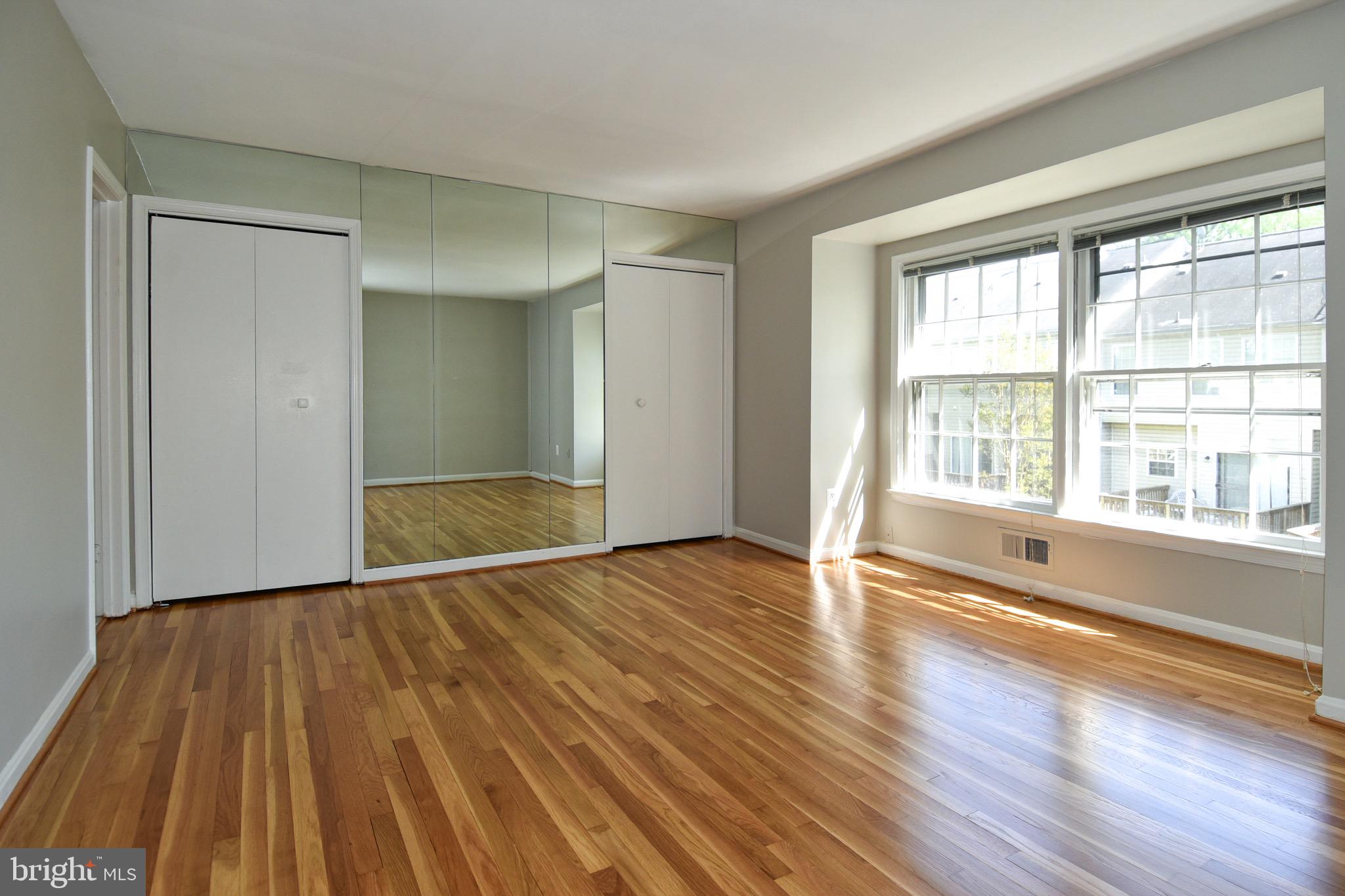 WHEATON TOWNE - Residential