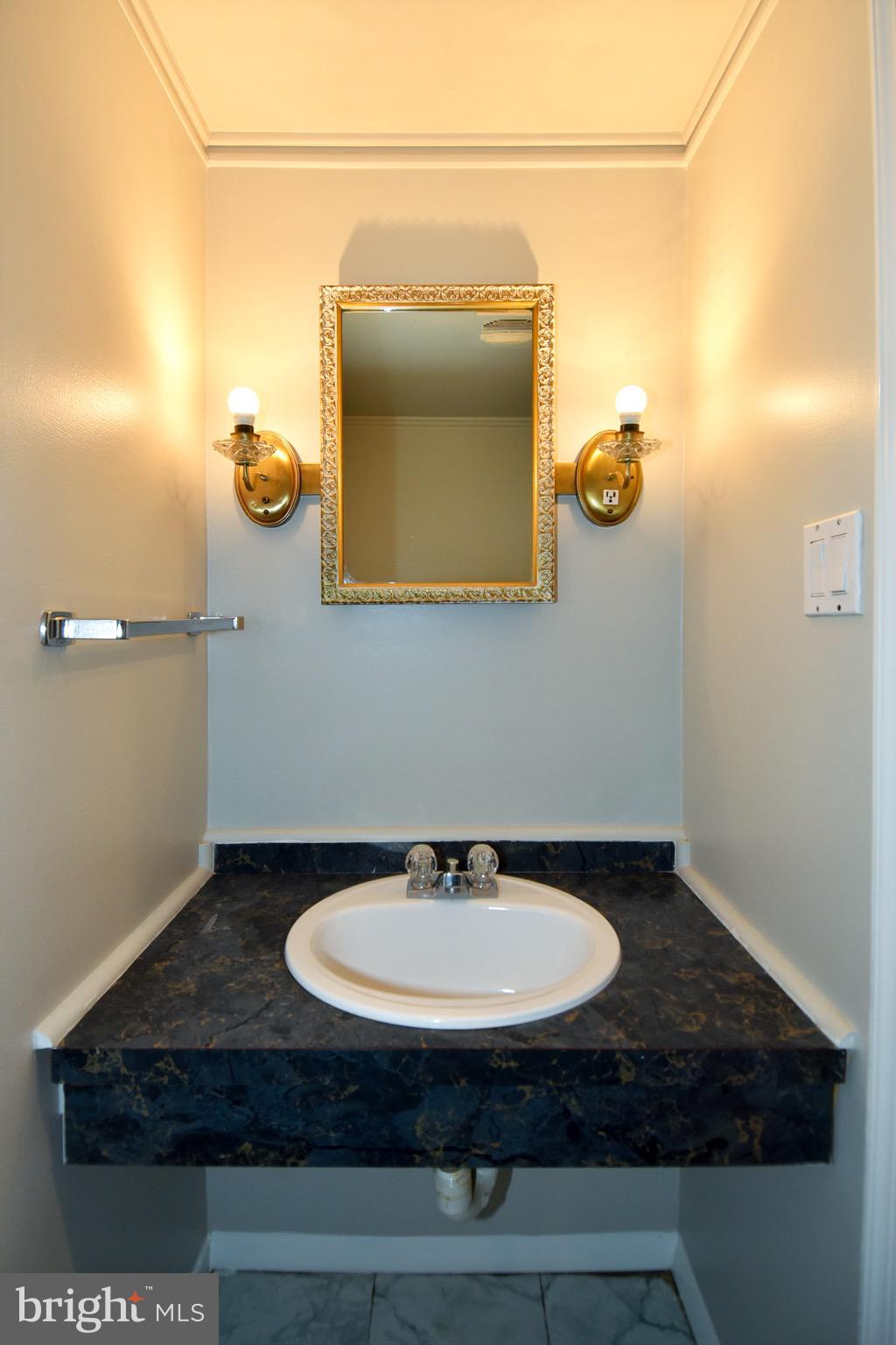 WHEATON TOWNE - Residential