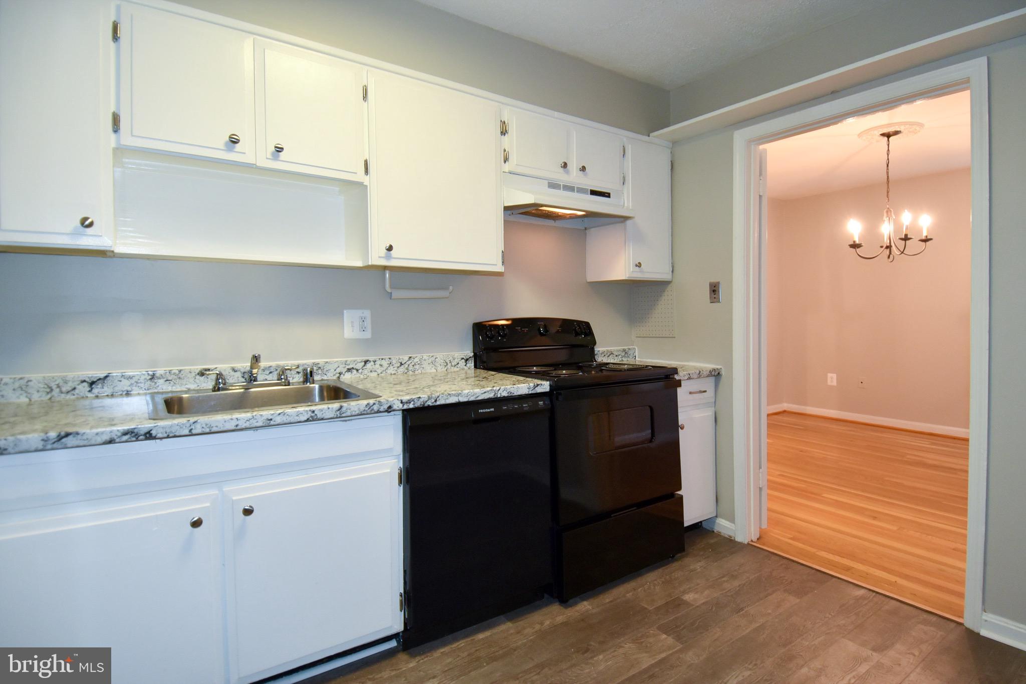 WHEATON TOWNE - Residential