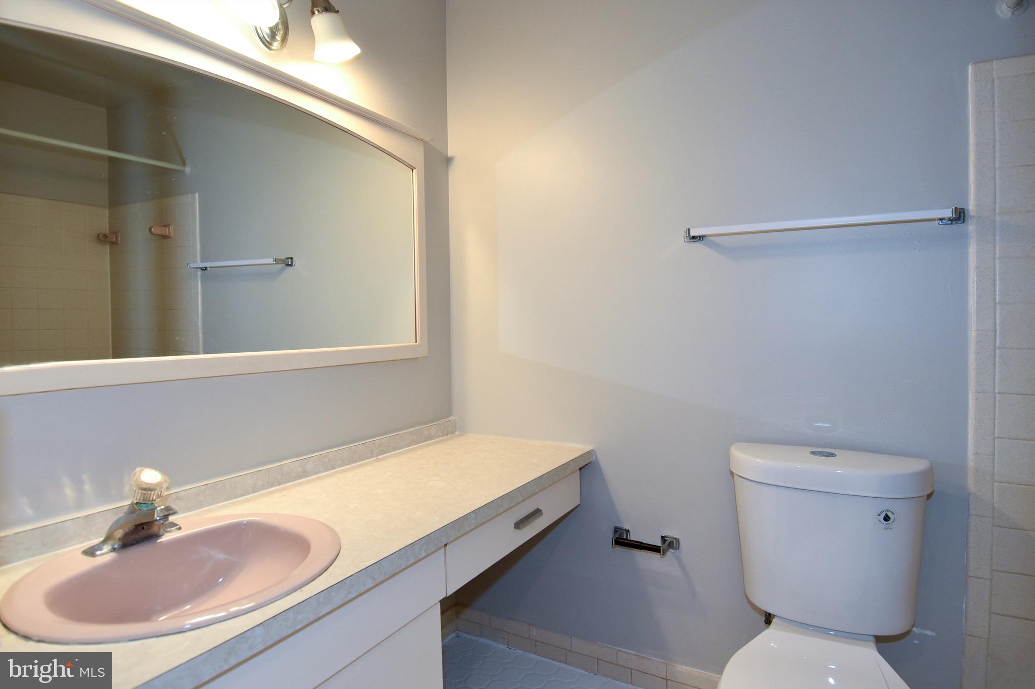 WHEATON TOWNE - Residential