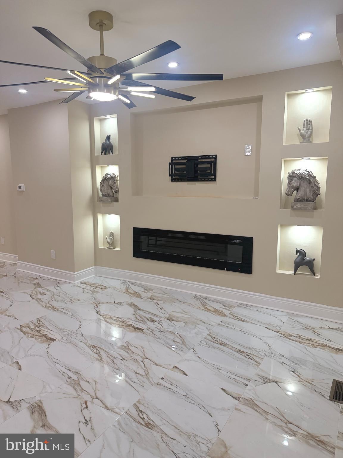 COBBS CREEK - Residential