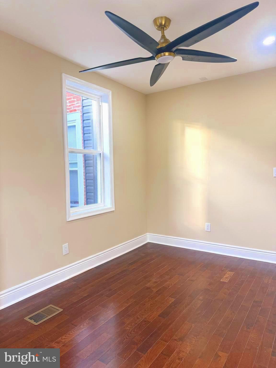 COBBS CREEK - Residential