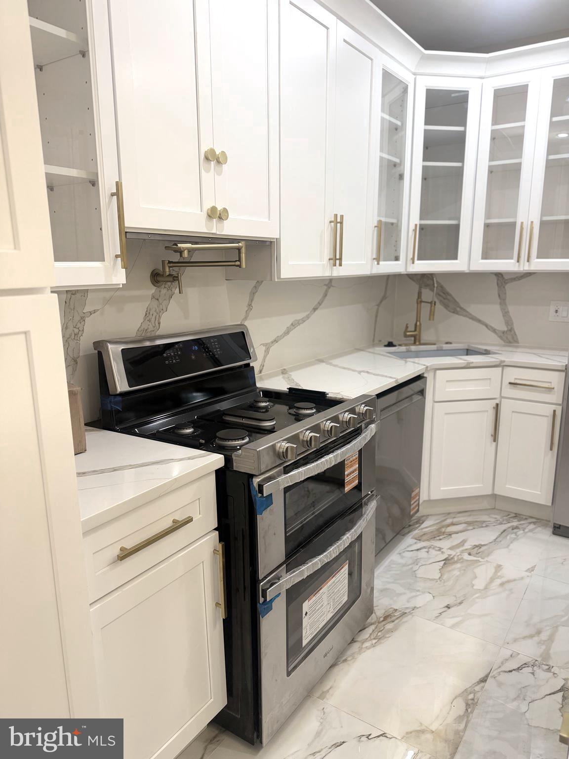 COBBS CREEK - Residential