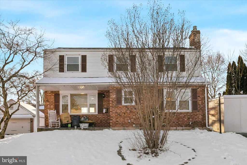 Photo of 725 Springdell Road, KING OF PRUSSIA, PA 19406 (MLS # PAMC2166028)