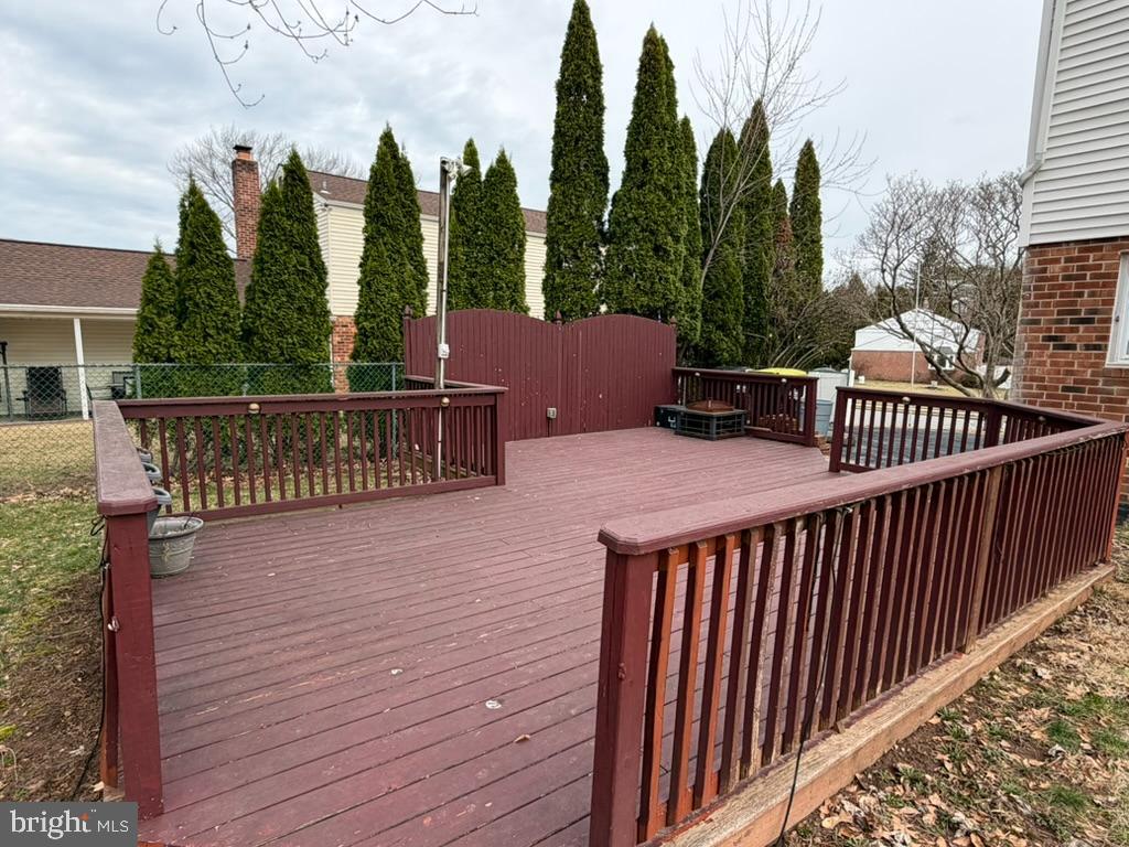 SWEET BRIAR - Residential