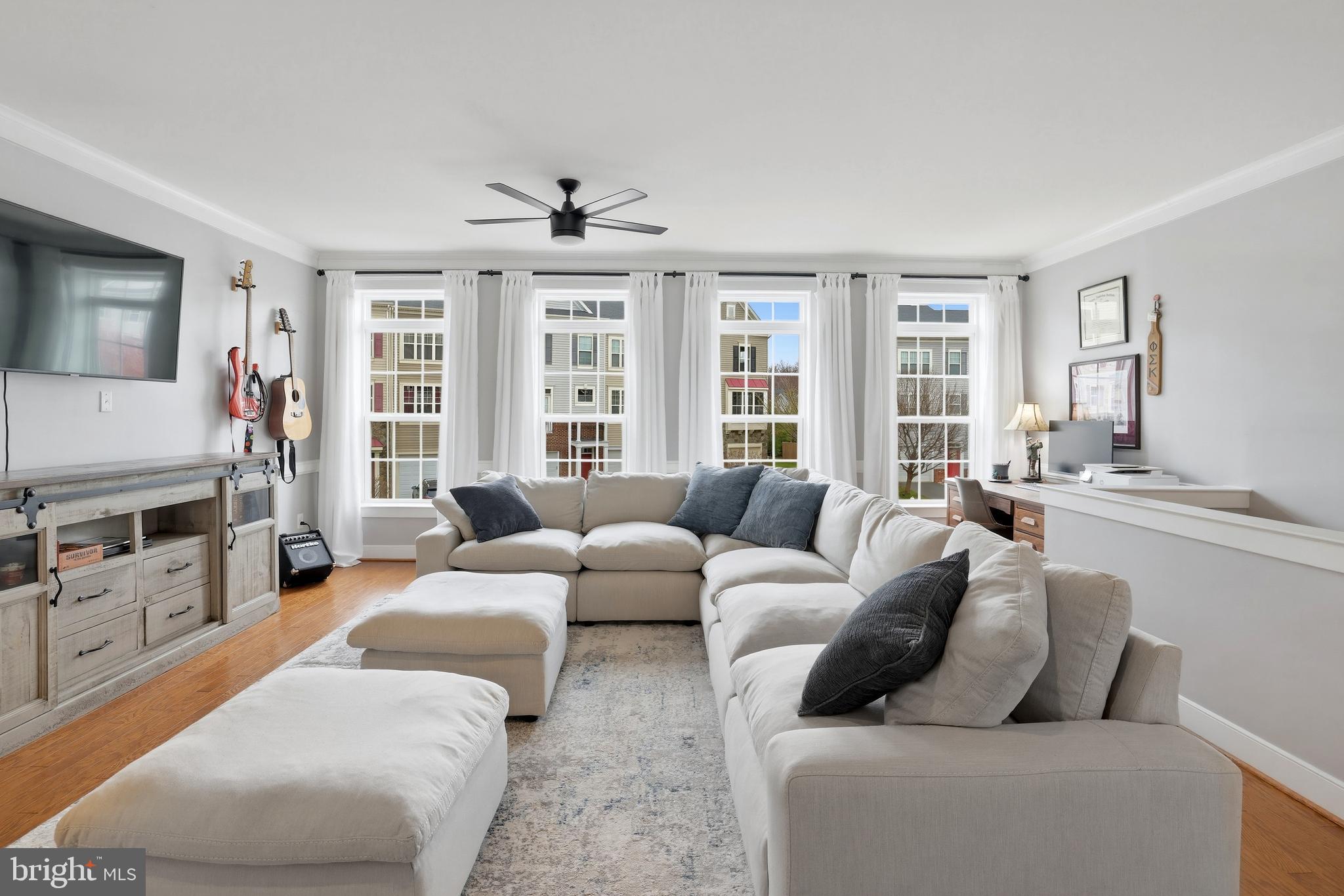 MAYFAIR - Residential