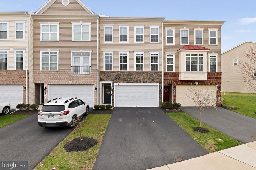 Meticulously maintained, move-in ready, open & modern floorplan. Welcome to 206 Miles Hawk Terrace in the Mayfair Community of Purcellville. Enjoy the beauty of the surrounding landscapes, the charm of this small town and the convenience of the location. 

This townhome is well maintained! New paint, new carpet, open & enjoyable living spaces, 4 bedrooms   including full bedroom & bathroom in the basement (entry level), exterior spaces   deck & patio with fenced back yard   perfect for spring! Open kitchen with island, great lighting, granite counter tops & stainless appliance which opens to the dining & family room areas. This is where life happens and these spaces could not be more perfect!

Upper level includes generously sized Owner's Suite with full bathroom & walk-in closet. Two additional bedrooms & full bathroom are located on the upper level, as well as the laundry area.

Basement has large rec room, full bedroom & bathroom & two-car garage.