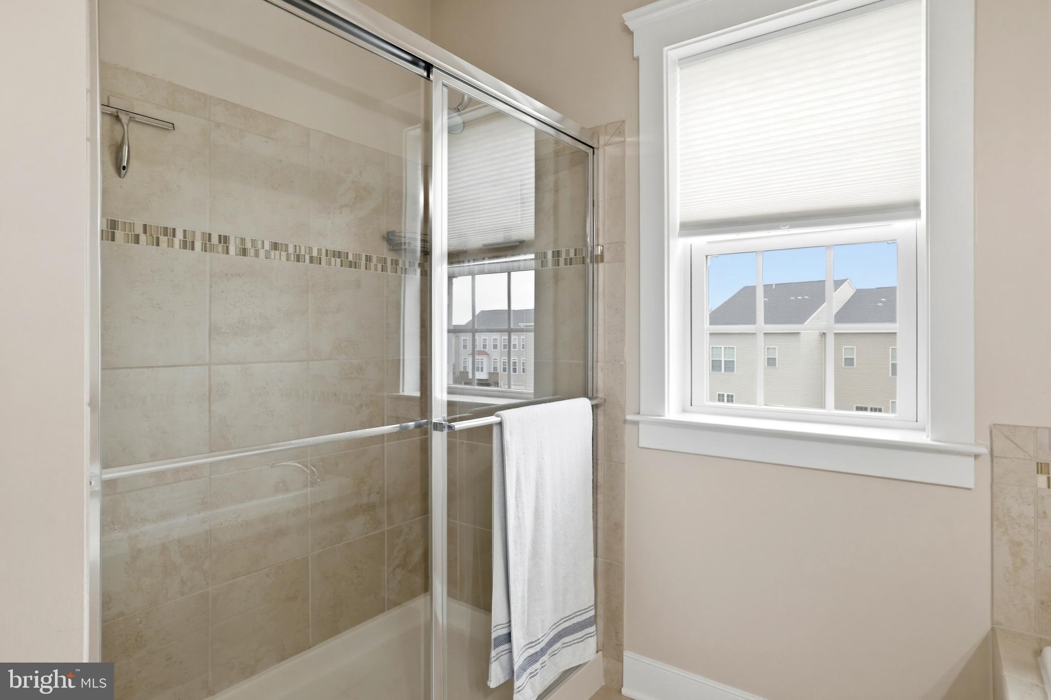 MAYFAIR - Residential