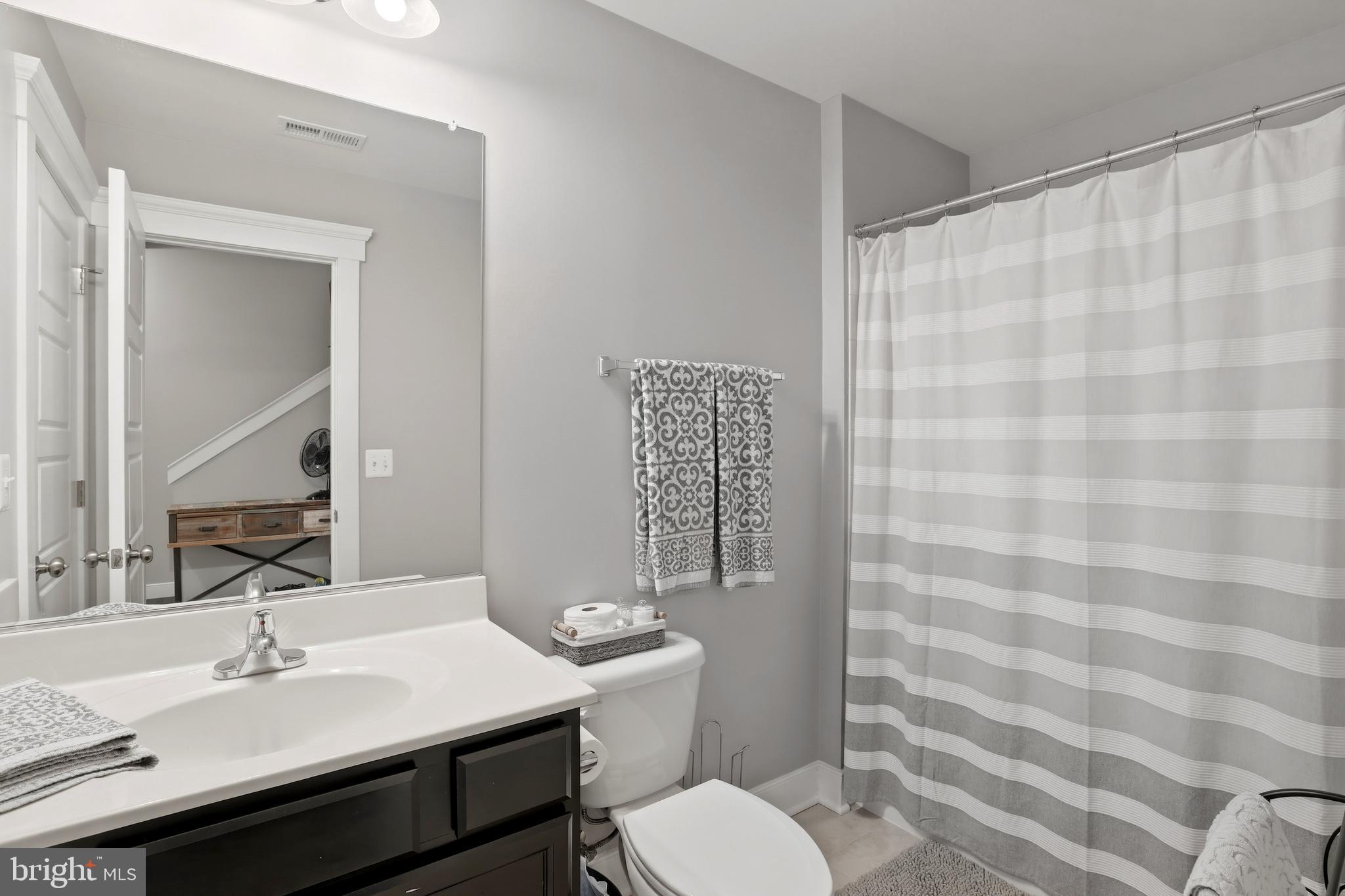 MAYFAIR - Residential