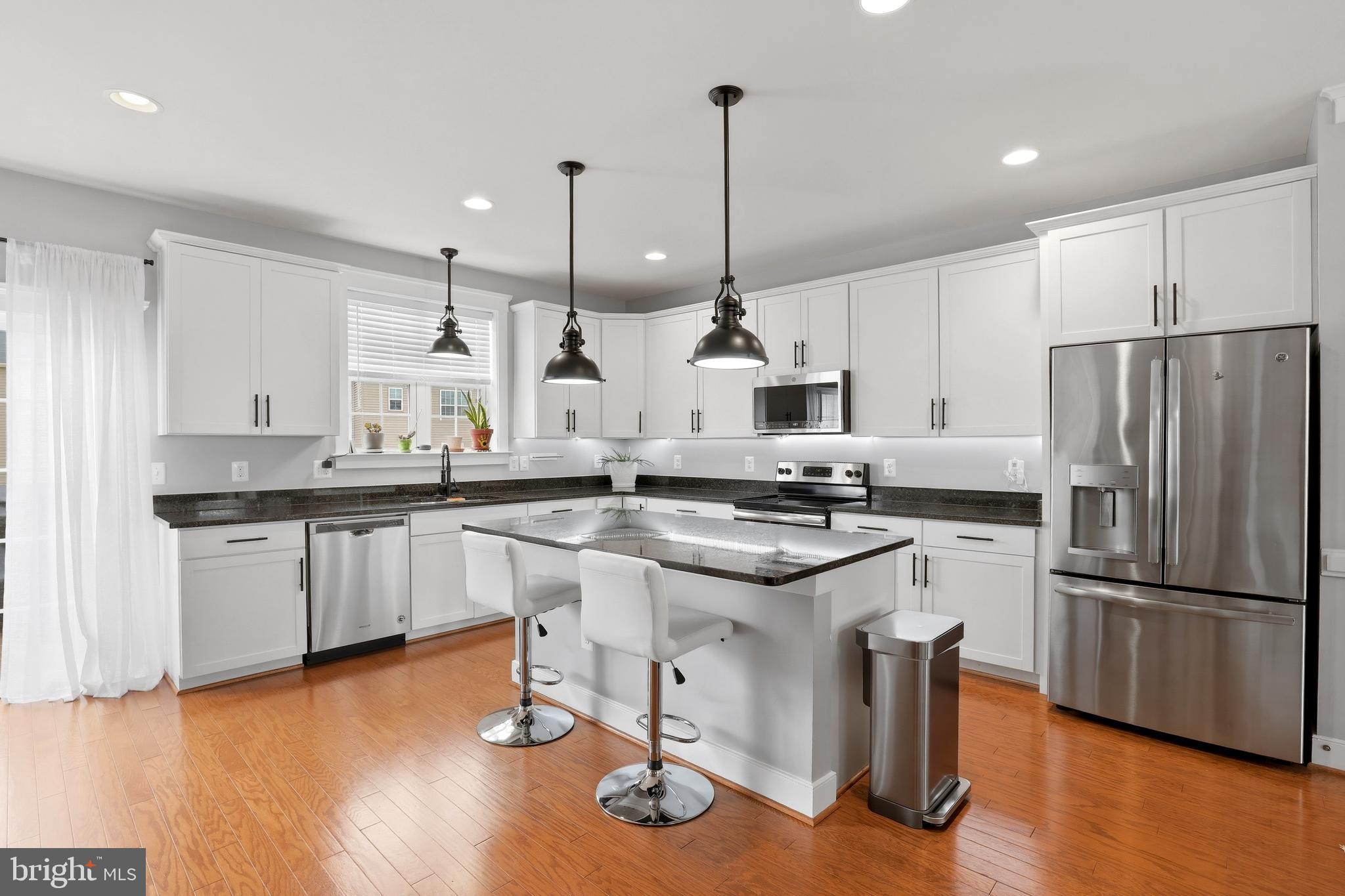 206 MILES HAWK TERRACE