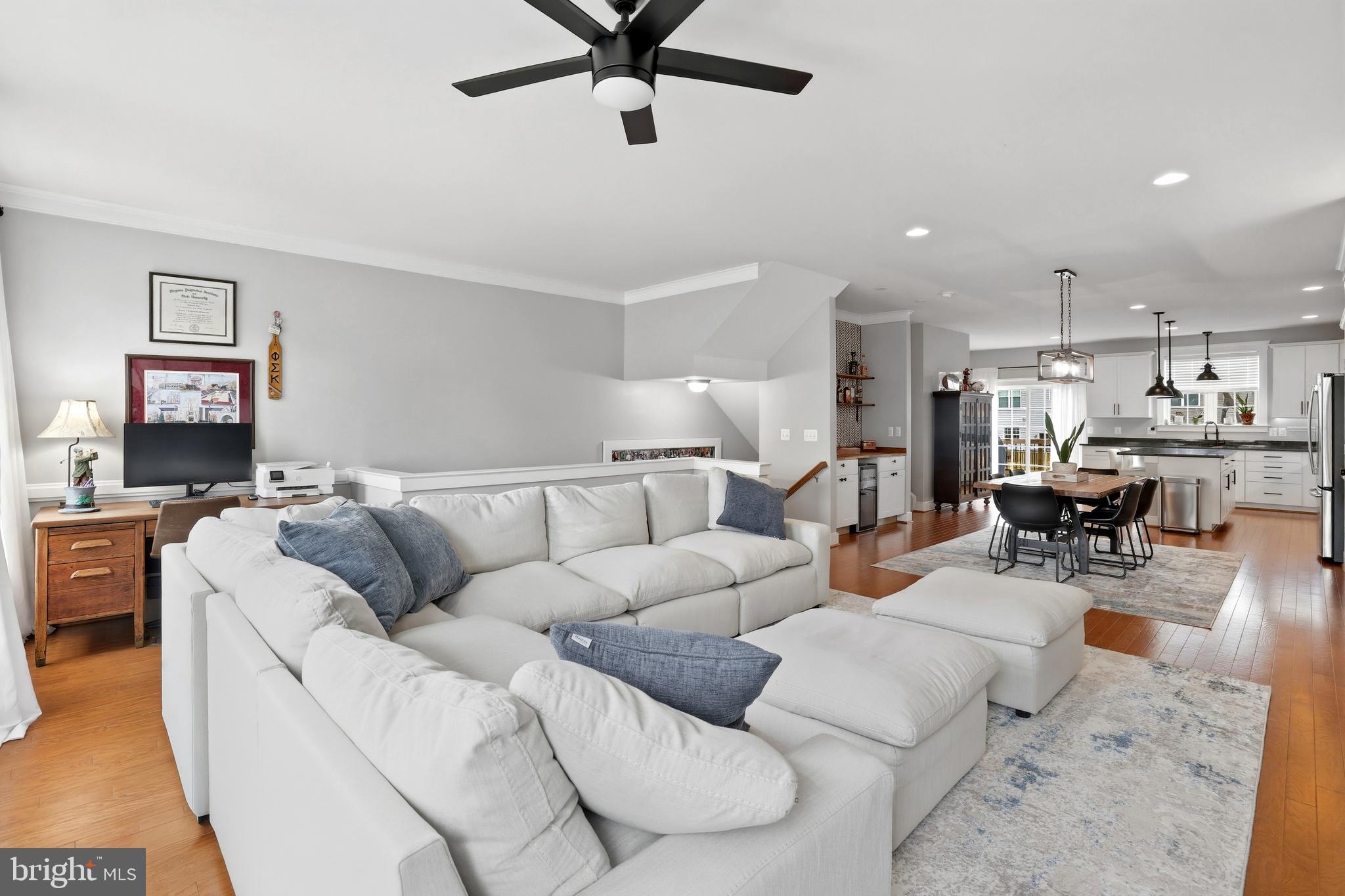 MAYFAIR - Residential