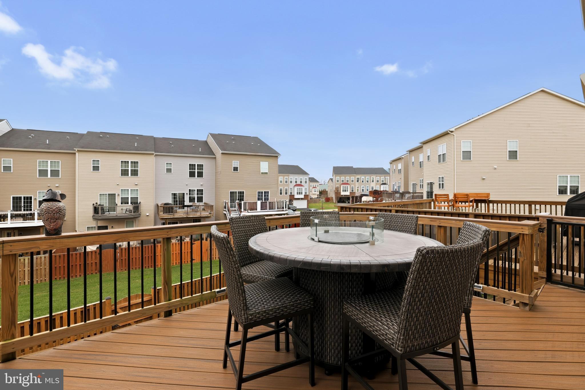 MAYFAIR - Residential