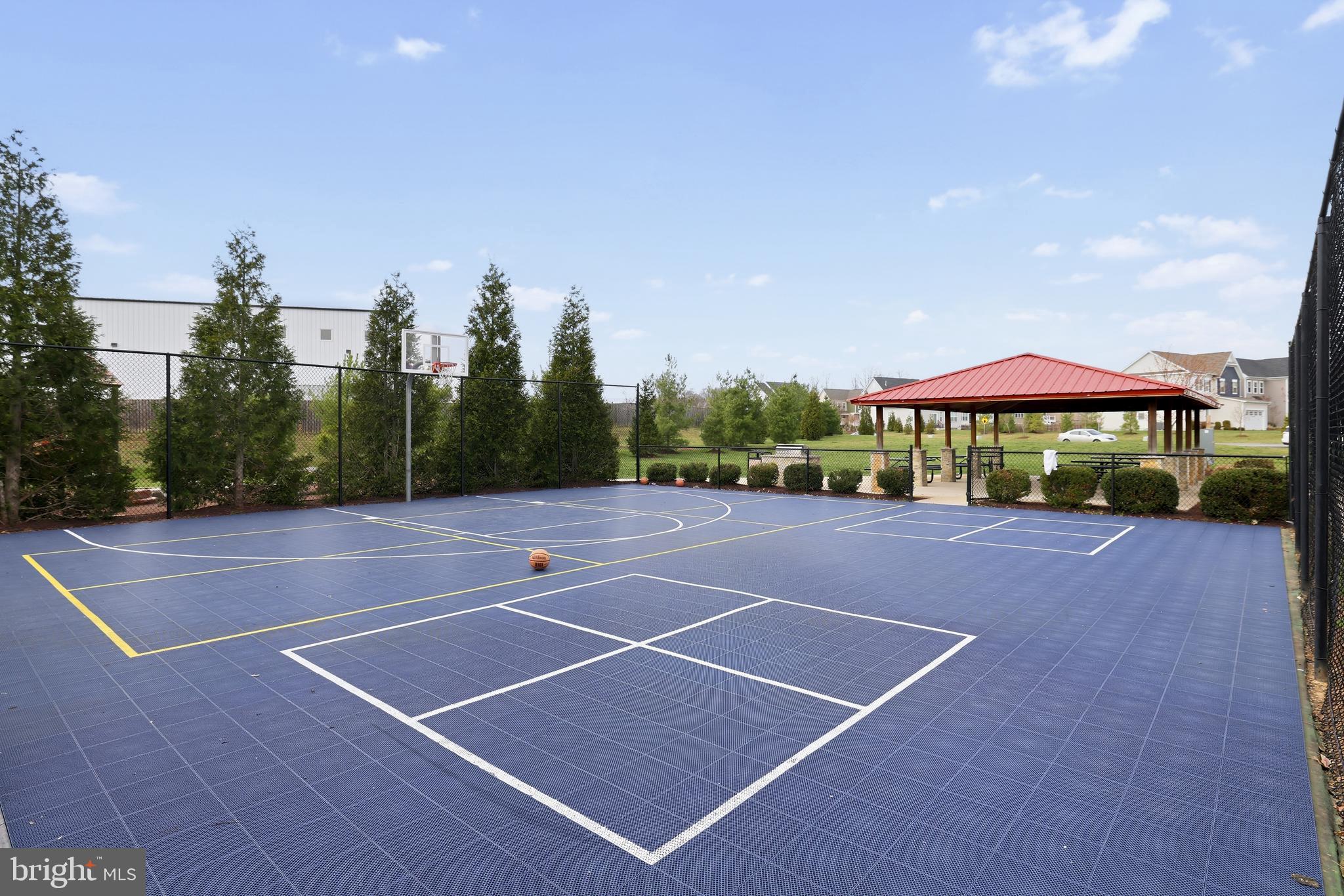 MAYFAIR - Residential