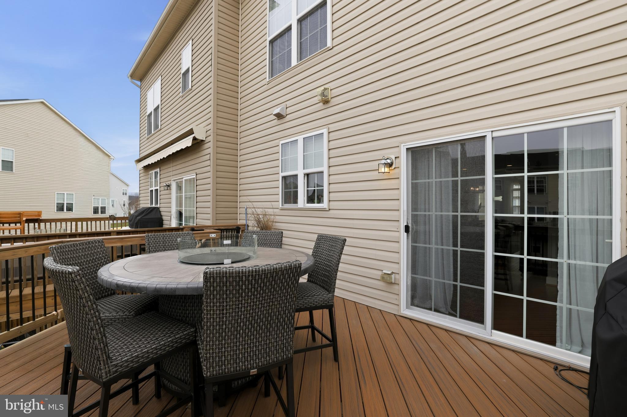 MAYFAIR - Residential