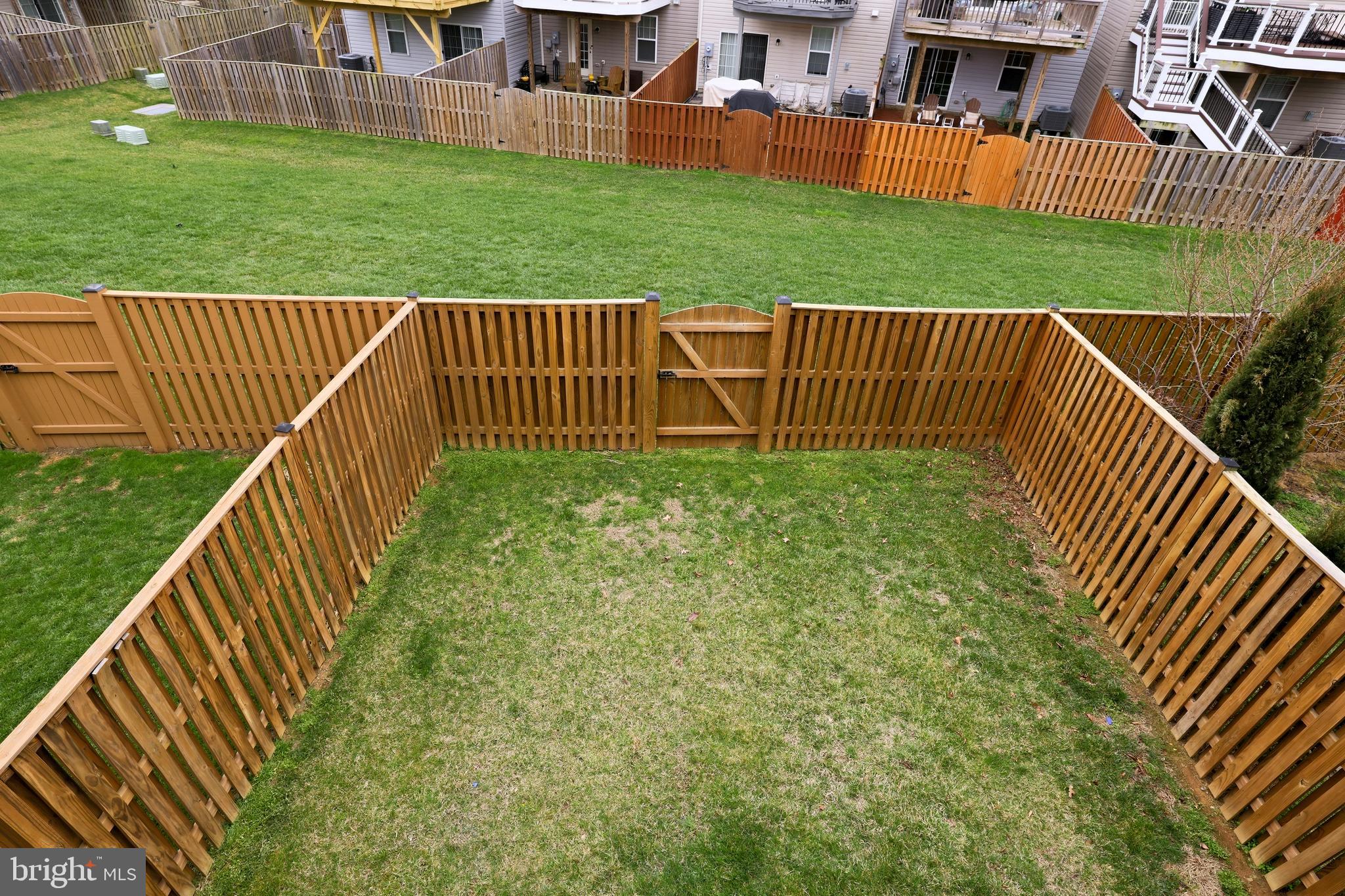 MAYFAIR - Residential