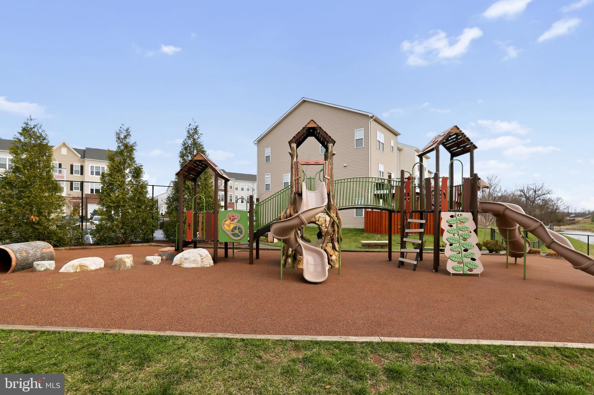 MAYFAIR - Residential